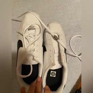 NIB - NIKE - CORTEZ BASIC SL - YOUTH 5.5